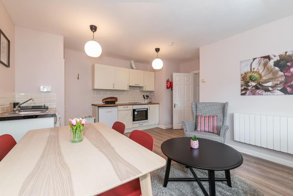 Fully Refurb Drogheda Apt7 3Rd Floor Εξωτερικό φωτογραφία